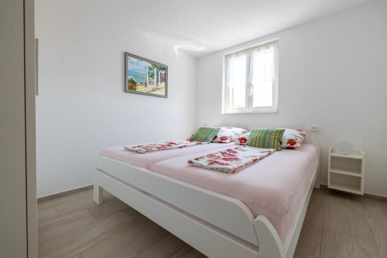 Apartmani Soldan Макарска Екстериор снимка