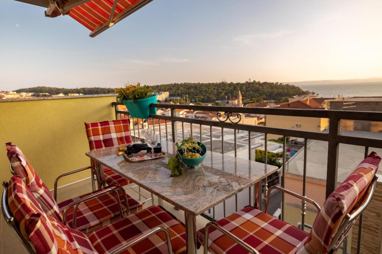 Apartmani Soldan Макарска Екстериор снимка