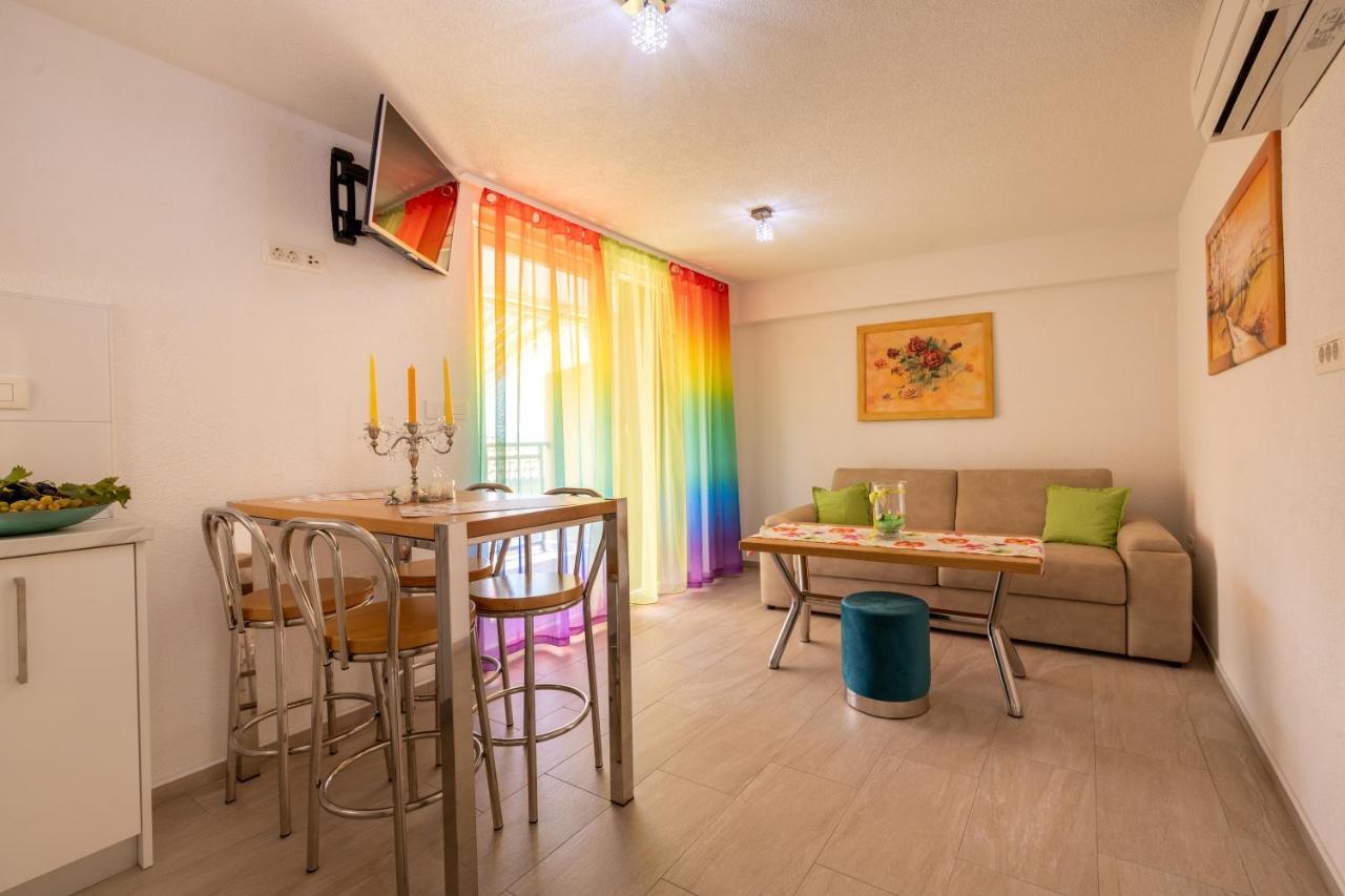 Apartmani Soldan Макарска Екстериор снимка